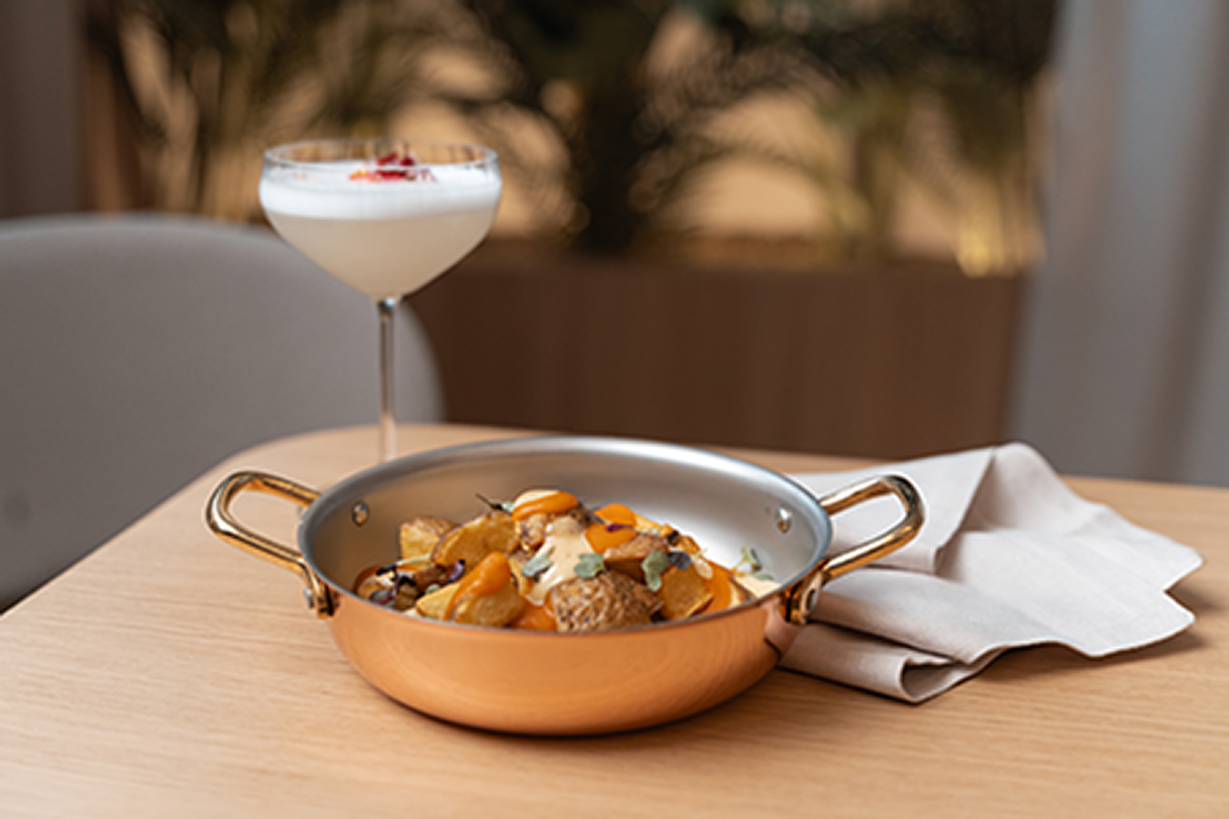 Patatas bravas con salsa chipotle