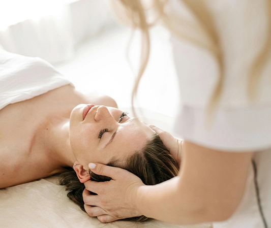 facial Calderona Wellness